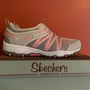 Like new Seager Hiker Skechers Size 8